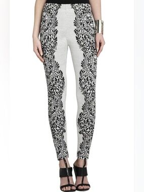 BCBGMaxAzria White Skinny Pants with Black Ornate Side Print